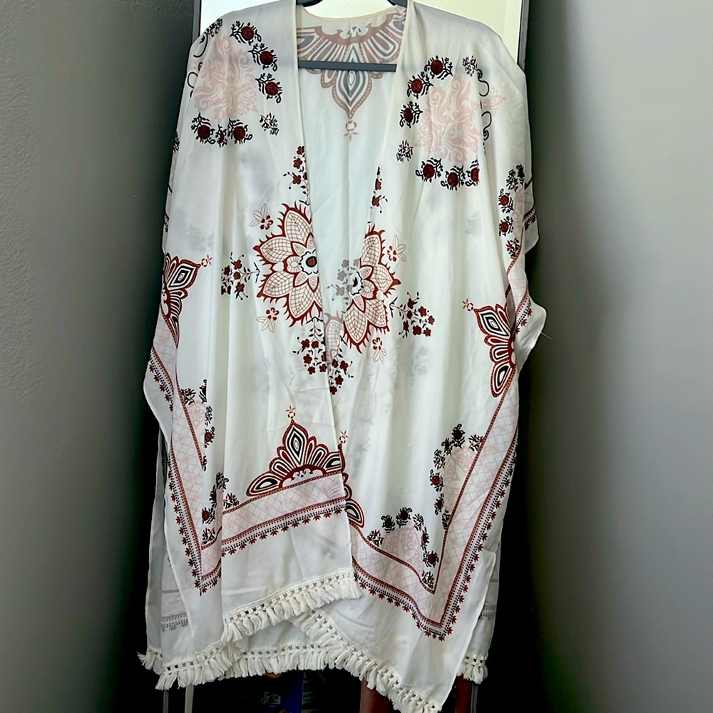 White kimono with brown and black accents
